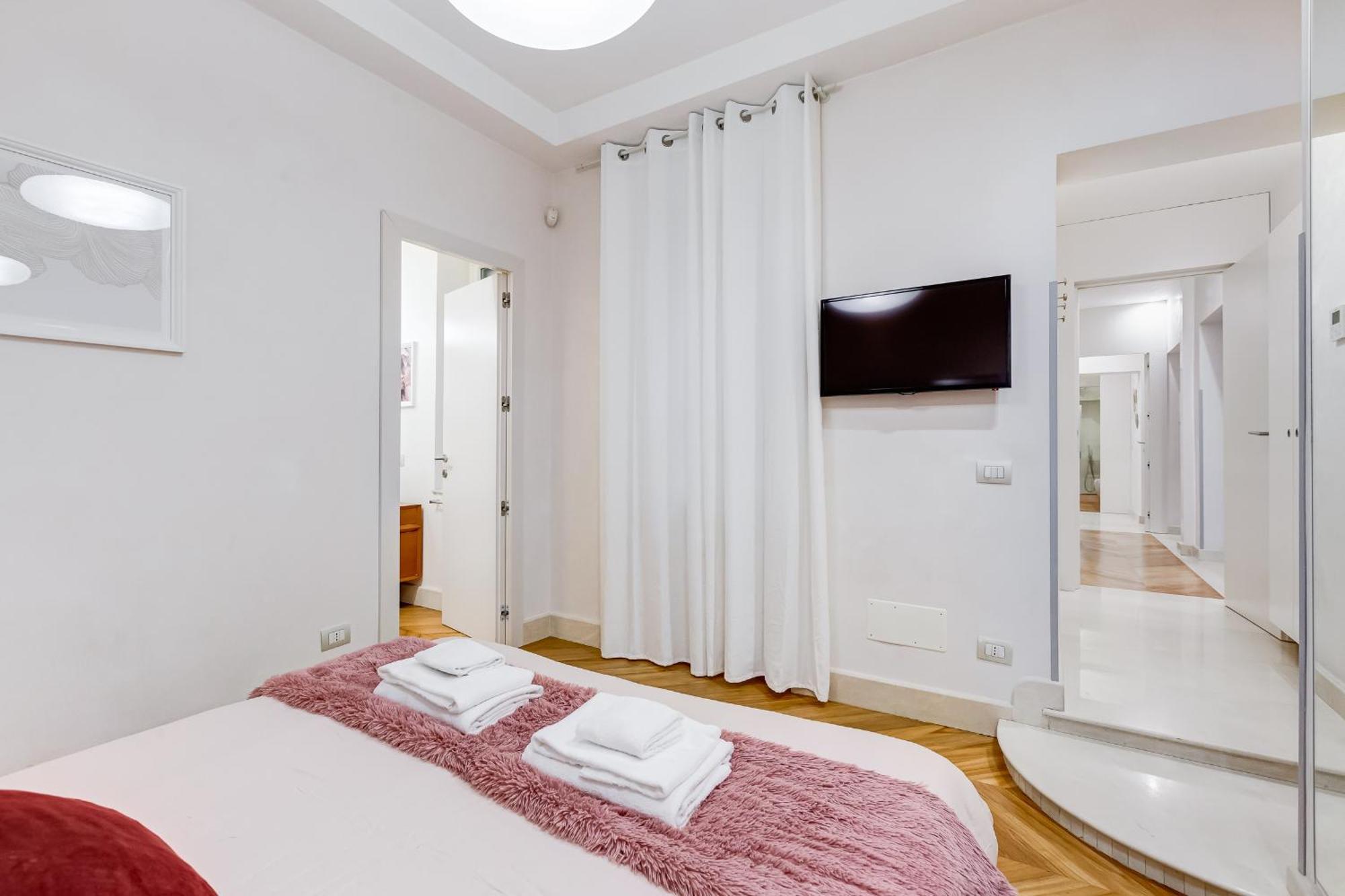 Bdc - The Platinum 2-bdr @spanish Steps Apartment Rome
