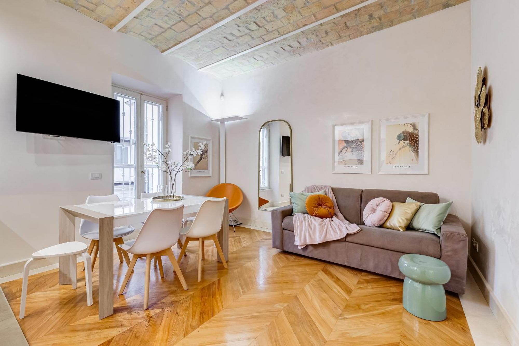 Bdc - The Platinum 2-bdr @spanish Steps Rome